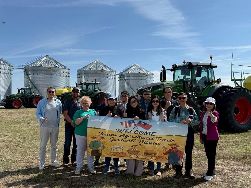 Taiwan Agricultural Goodwill Mission Wheat Delegation Signs Letter of Intent with South Dakota